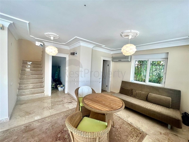 فيلا فسيحة 3 + 2 في منطقة كارجيجاك 