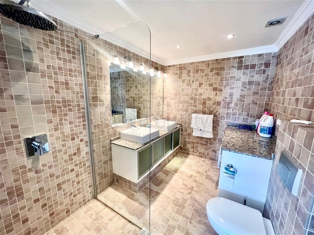 فيلا فسيحة 3 + 2 في منطقة كارجيجاك 