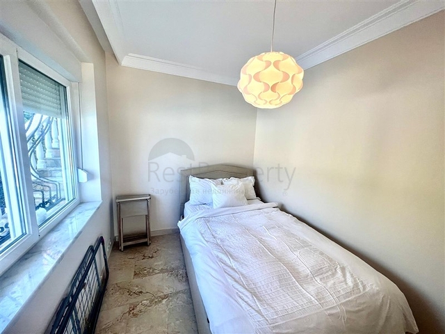 فيلا فسيحة 3 + 2 في منطقة كارجيجاك 