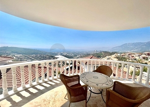 فيلا فسيحة 3 + 2 في منطقة كارجيجاك 