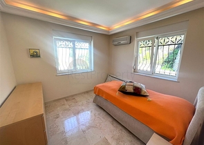 فيلا فسيحة 3 + 2 في منطقة كارجيجاك 