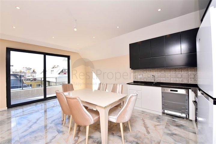 بنتهاوس في مجمع جديد مطل على البحر بالقرب من شاطئ كليوباترا