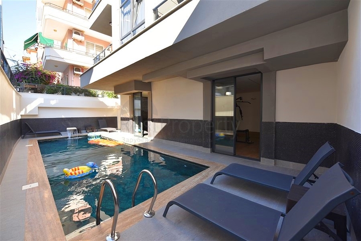 بنتهاوس في مجمع جديد مطل على البحر بالقرب من شاطئ كليوباترا