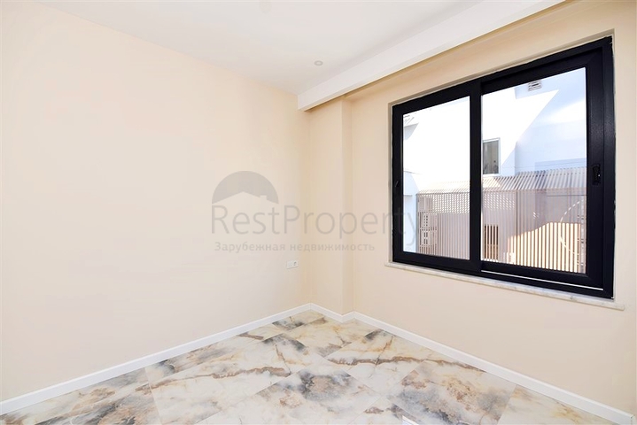 بنتهاوس في مجمع جديد مطل على البحر بالقرب من شاطئ كليوباترا