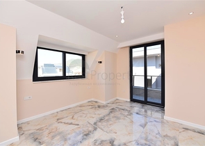 بنتهاوس في مجمع جديد مطل على البحر بالقرب من شاطئ كليوباترا