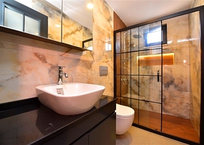 بنتهاوس في مجمع جديد مطل على البحر بالقرب من شاطئ كليوباترا