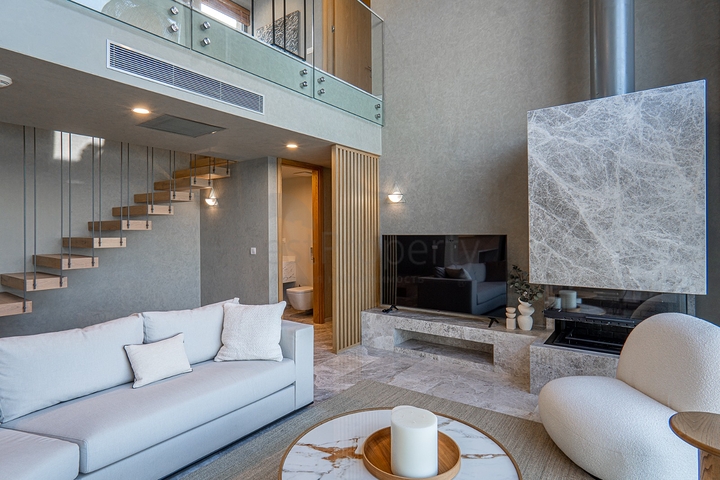 فلل بتصميم عصري أنيق مطلة على البحر في منطقة ياليكافاك