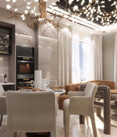 مجمع سكني فاخر بالقرب من البحر في المرحلة الأولى من البناء