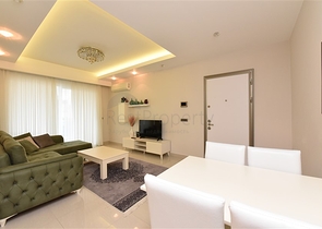 مجمع فاخر - شقة غرفة وصالة مفروشة - في محمودلار / الانيا 