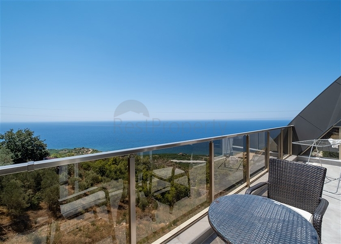 فيلا 3+1 مع إطلالة بانورامية في منطقة كارجيجاك