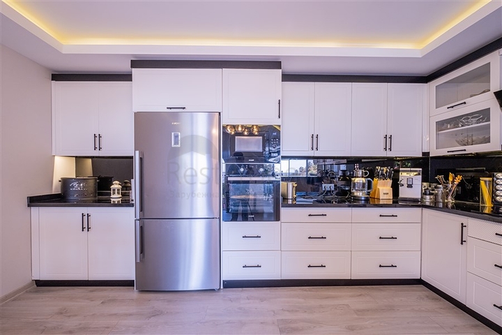 فيلا 3+1 مع إطلالة بانورامية في منطقة كارجيجاك