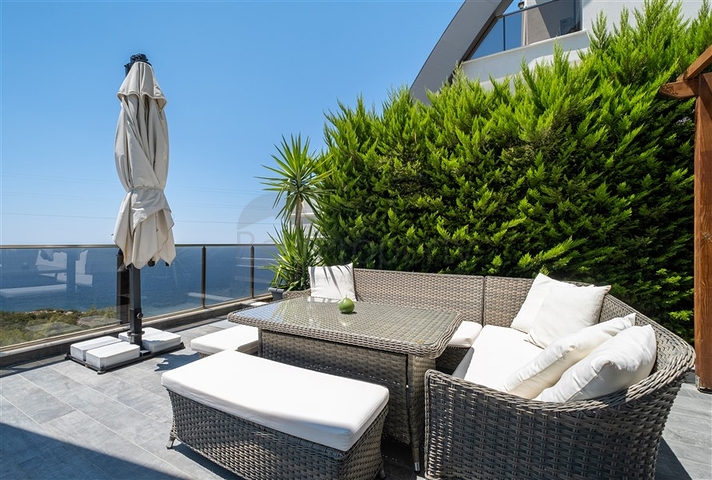 فيلا 3+1 مع إطلالة بانورامية في منطقة كارجيجاك