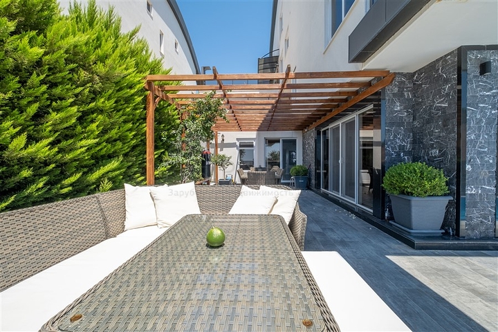 فيلا 3+1 مع إطلالة بانورامية في منطقة كارجيجاك