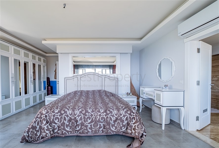 فيلا 3+1 مع إطلالة بانورامية في منطقة كارجيجاك