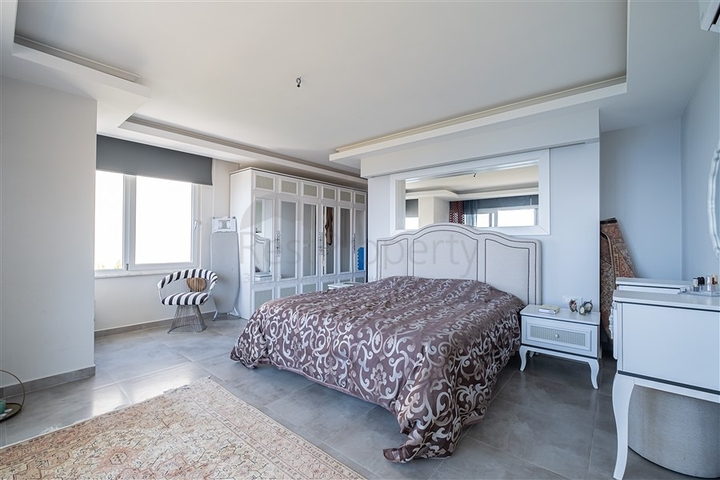 فيلا 3+1 مع إطلالة بانورامية في منطقة كارجيجاك