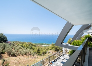 فيلا 3+1 مع إطلالة بانورامية في منطقة كارجيجاك