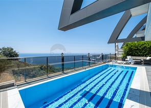 فيلا 3+1 مع إطلالة بانورامية في منطقة كارجيجاك