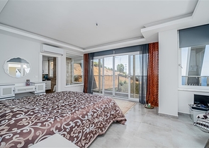 فيلا 3+1 مع إطلالة بانورامية في منطقة كارجيجاك