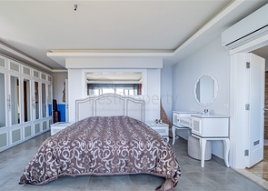 فيلا 3+1 مع إطلالة بانورامية في منطقة كارجيجاك