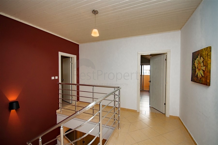 4 + 1 بنتهاوس في منطقة أوبا