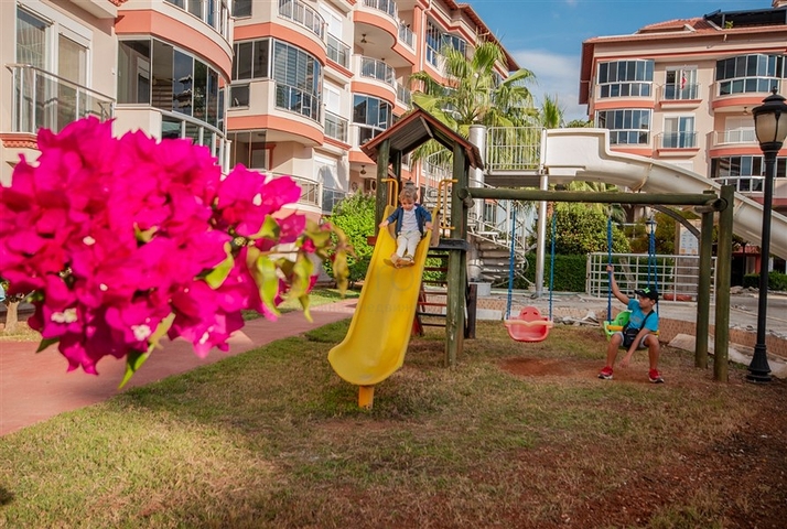 4 + 1 بنتهاوس في منطقة أوبا