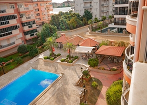 4 + 1 بنتهاوس في منطقة أوبا