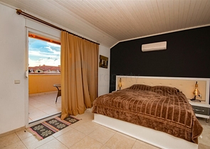 4 + 1 بنتهاوس في منطقة أوبا