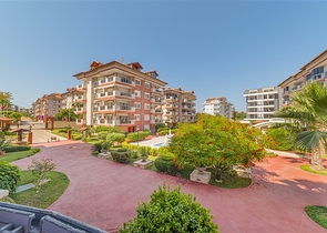 4 + 1 بنتهاوس في منطقة أوبا