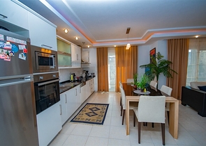 4 + 1 بنتهاوس في منطقة أوبا