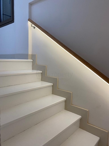 فيلا منفصلة 4 + 1 تطل على البحر والمدينة في خليج بورداكشي ، بودروم