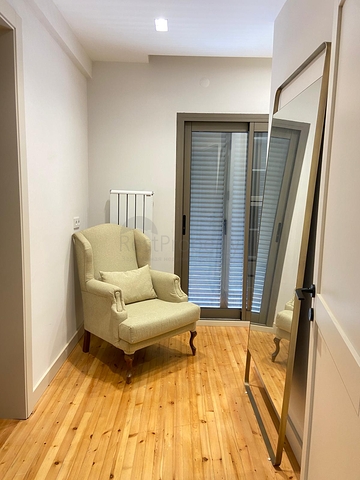 فيلا منفصلة 4 + 1 تطل على البحر والمدينة في خليج بورداكشي ، بودروم