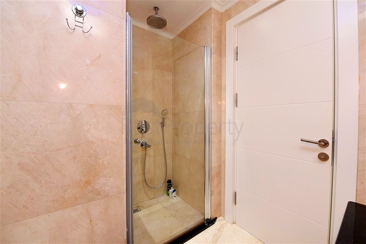 فيلا مفروشة مع مناظر بانورامية في وسط ألانيا