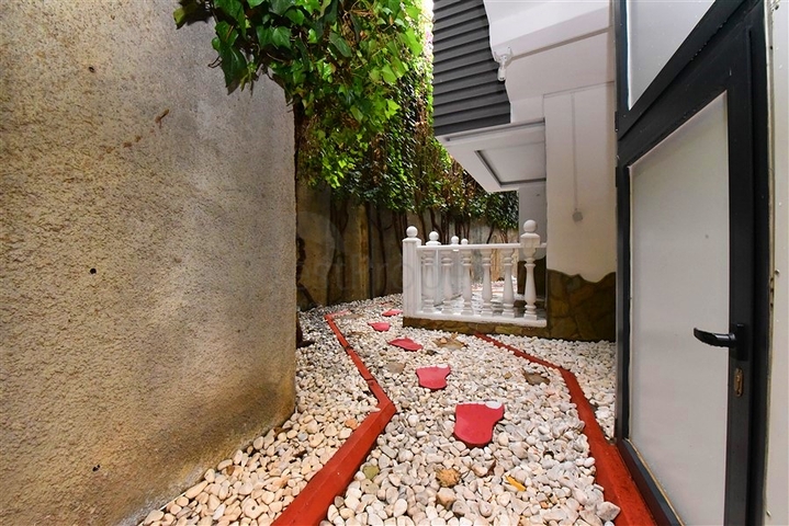 فيلا مفروشة مع مناظر بانورامية في وسط ألانيا