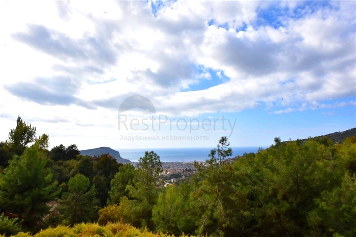 فيلا مفروشة مع مناظر بانورامية في وسط ألانيا