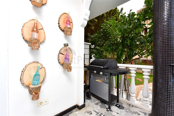 فيلا مفروشة مع مناظر بانورامية في وسط ألانيا