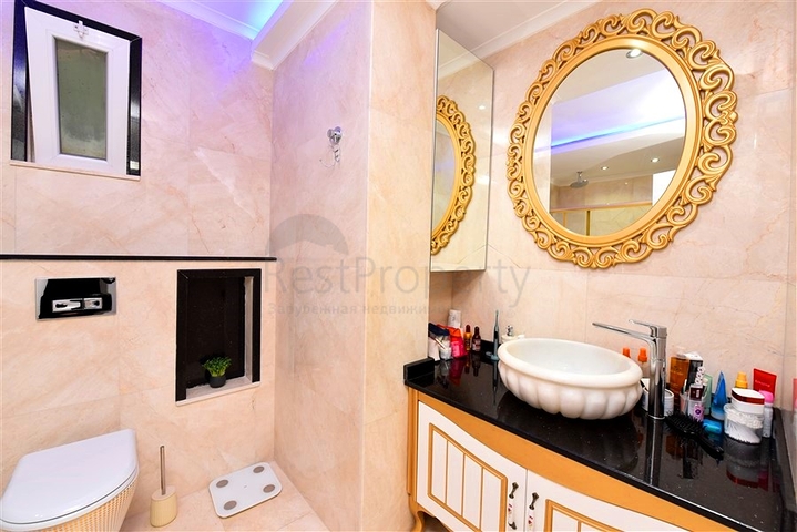 فيلا مفروشة مع مناظر بانورامية في وسط ألانيا