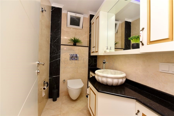 فيلا مفروشة مع مناظر بانورامية في وسط ألانيا