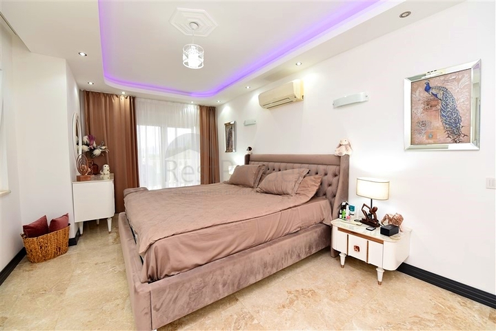 فيلا مفروشة مع مناظر بانورامية في وسط ألانيا