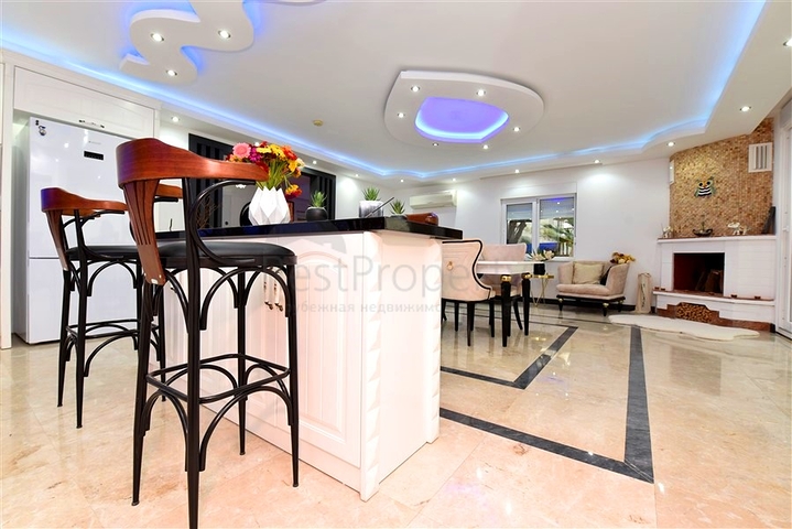 فيلا مفروشة مع مناظر بانورامية في وسط ألانيا