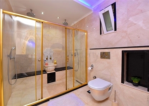 فيلا مفروشة مع مناظر بانورامية في وسط ألانيا