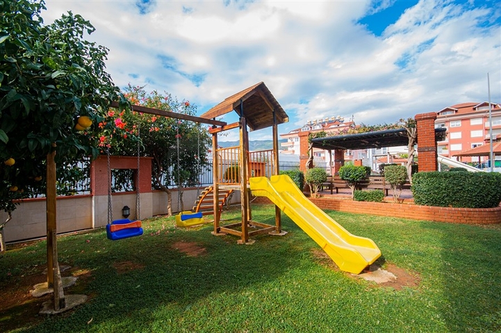 بنتهاوس مفروشة 4 + 1 في منطقة أوبا