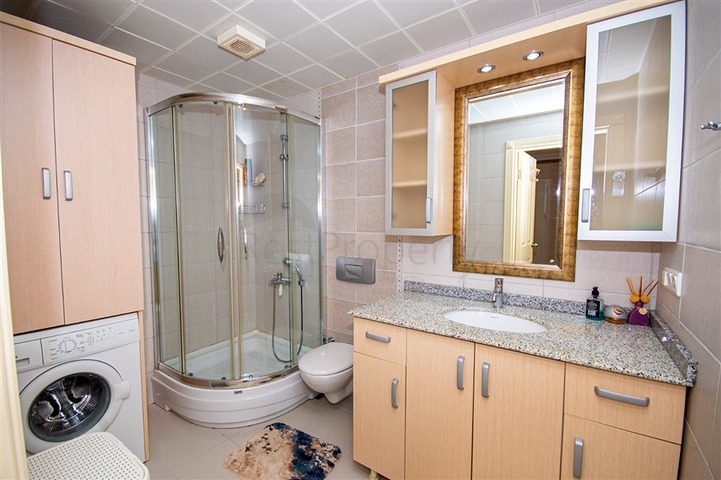 بنتهاوس مفروشة 4 + 1 في منطقة أوبا