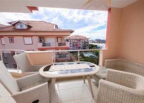 بنتهاوس مفروشة 4 + 1 في منطقة أوبا