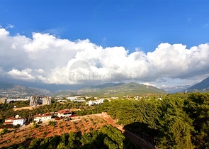 بنتهاوس من ثلاث غرف نوم في منطقة أوبا