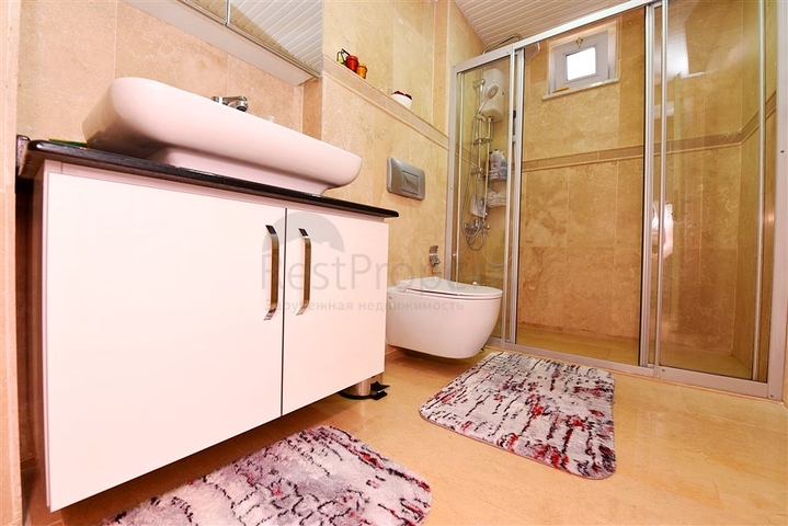 بنتهاوس واسع 4 + 1 في منطقة أوبا بنتهاوس واسع 4 + 1 في منطقة أوبا