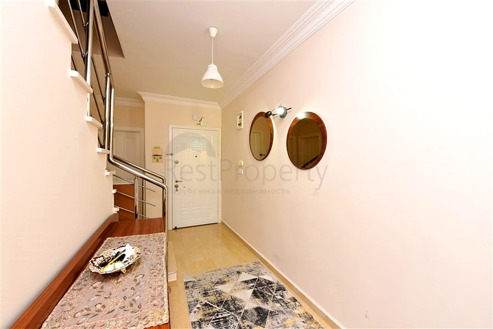 بنتهاوس واسع 4 + 1 في منطقة أوبا بنتهاوس واسع 4 + 1 في منطقة أوبا