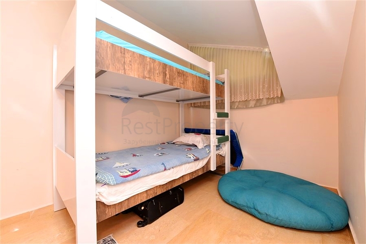 بنتهاوس واسع 4 + 1 في منطقة أوبا بنتهاوس واسع 4 + 1 في منطقة أوبا