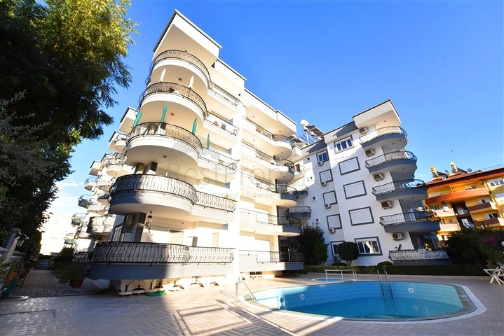 بنتهاوس واسع 4 + 1 في منطقة أوبا بنتهاوس واسع 4 + 1 في منطقة أوبا