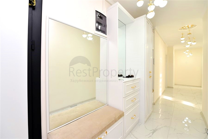 شقة واسعة في منطقة شاطئ كليوباترا