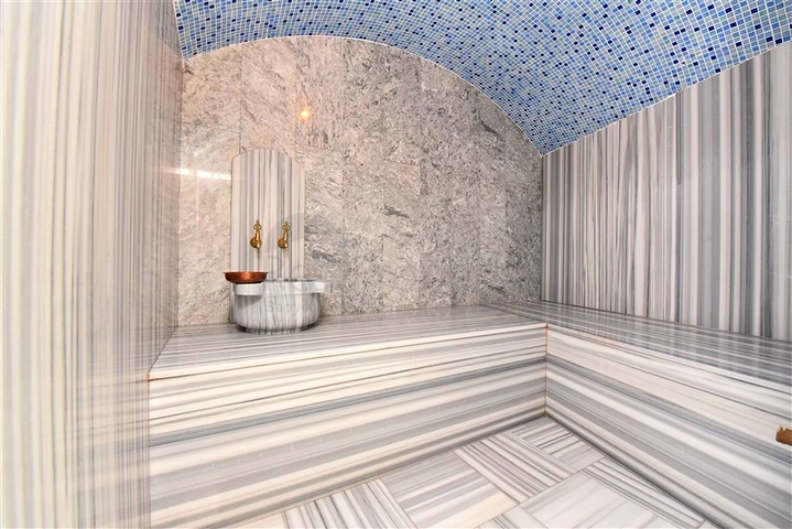 شقة واسعة في منطقة شاطئ كليوباترا